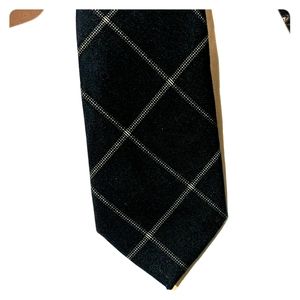 Black Knottery checkered tie NIB